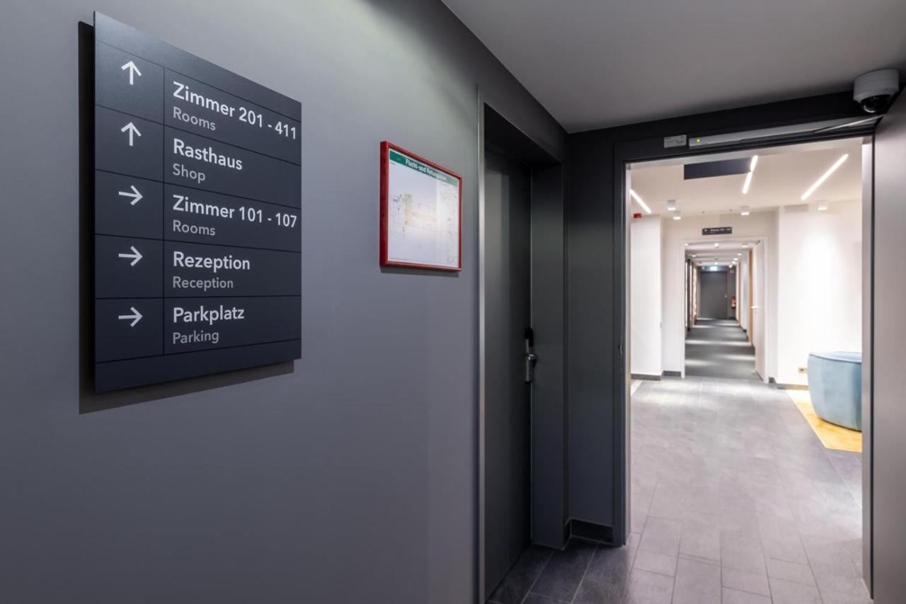 Serways Hotel Hoesel Ratingen Eksteriør bilde