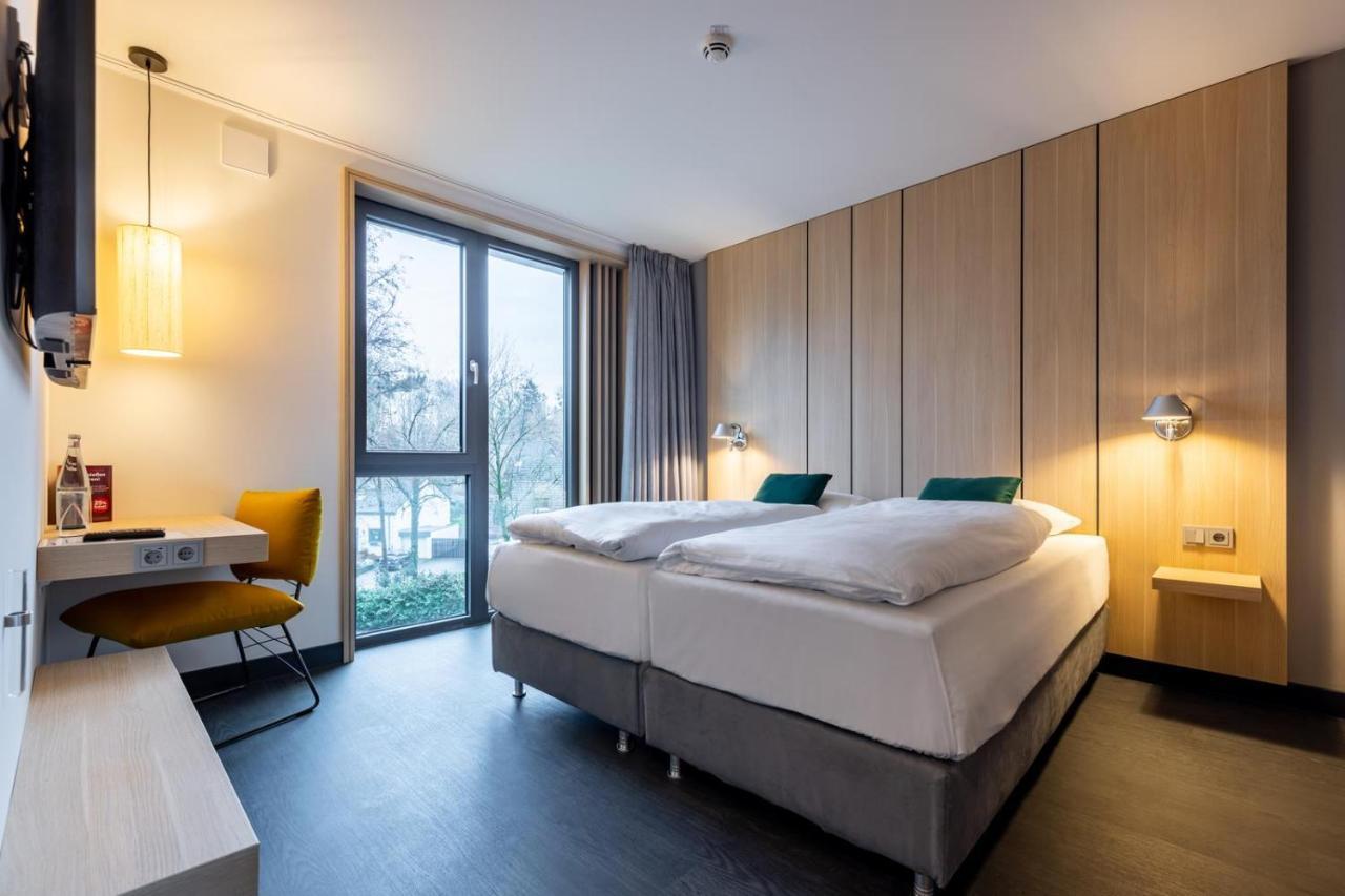 Serways Hotel Hoesel Ratingen Eksteriør bilde