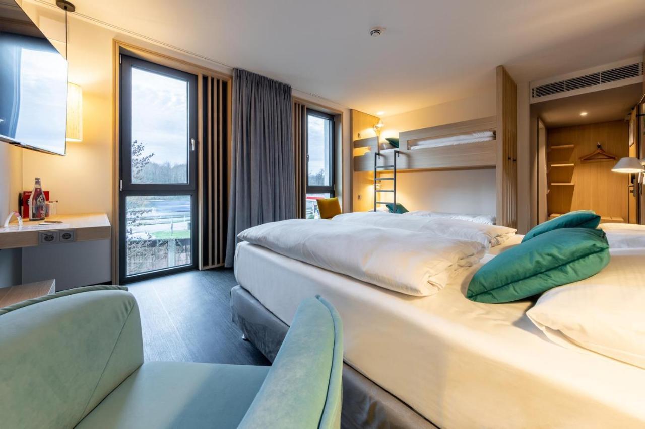 Serways Hotel Hoesel Ratingen Eksteriør bilde
