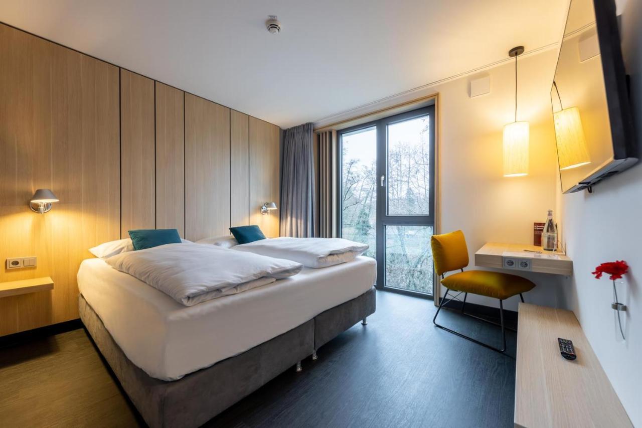 Serways Hotel Hoesel Ratingen Eksteriør bilde