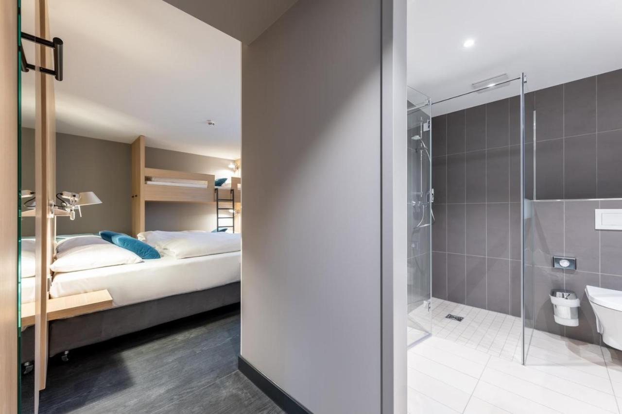Serways Hotel Hoesel Ratingen Eksteriør bilde