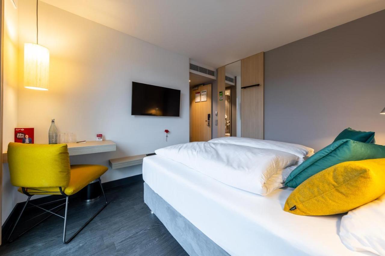 Serways Hotel Hoesel Ratingen Eksteriør bilde