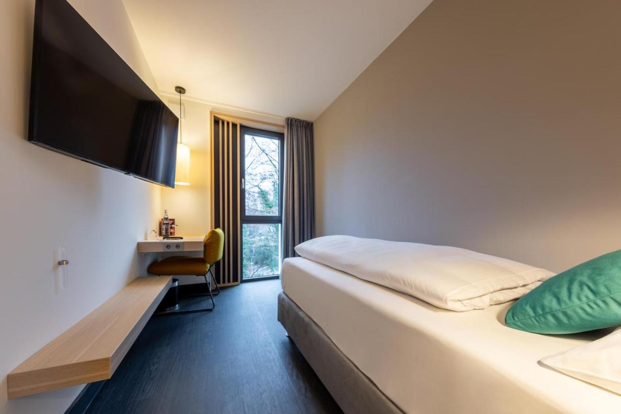 Serways Hotel Hoesel Ratingen Eksteriør bilde